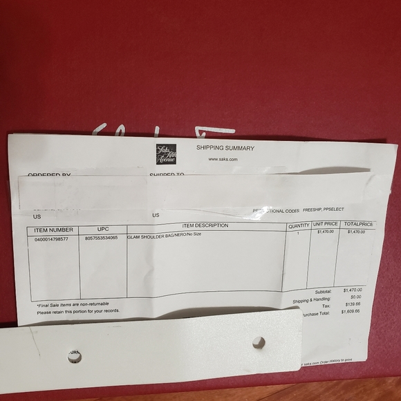 FERRAGAMO Glam Shoulder Bag - Picture 15 of 16